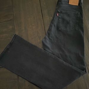 Levi’s Ribcage Bootleg jeans in black denim